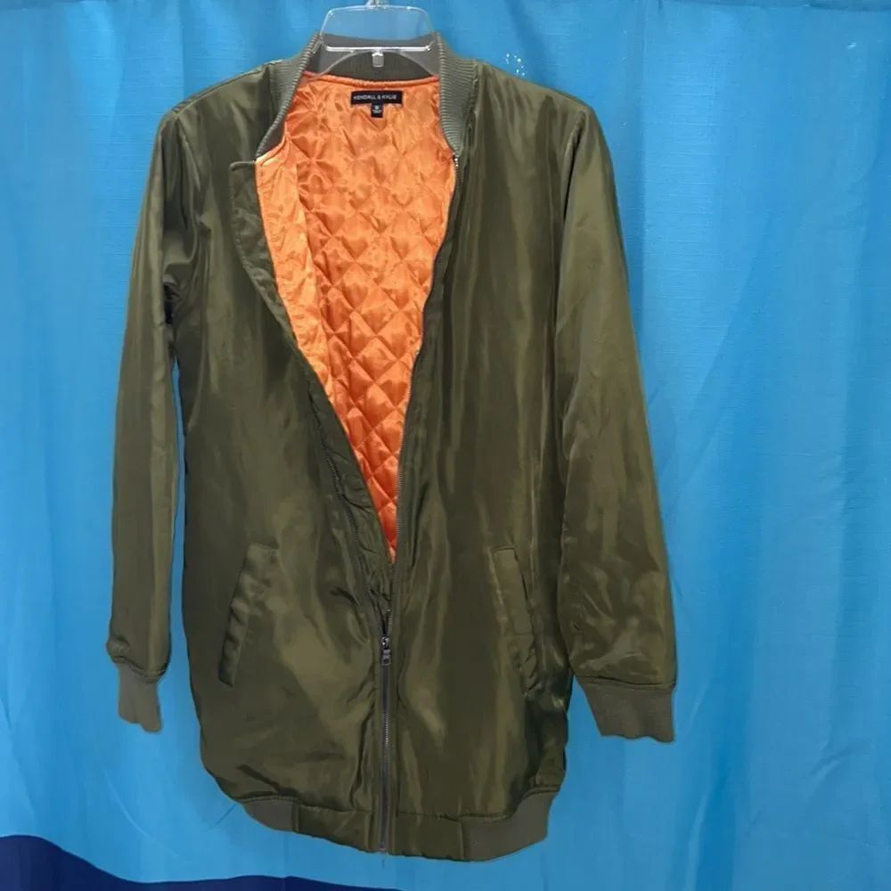 Kendall&Kylie bomber jacket green orange